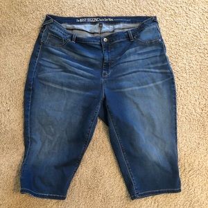 Plus size jegging Capri - worm once mint condition